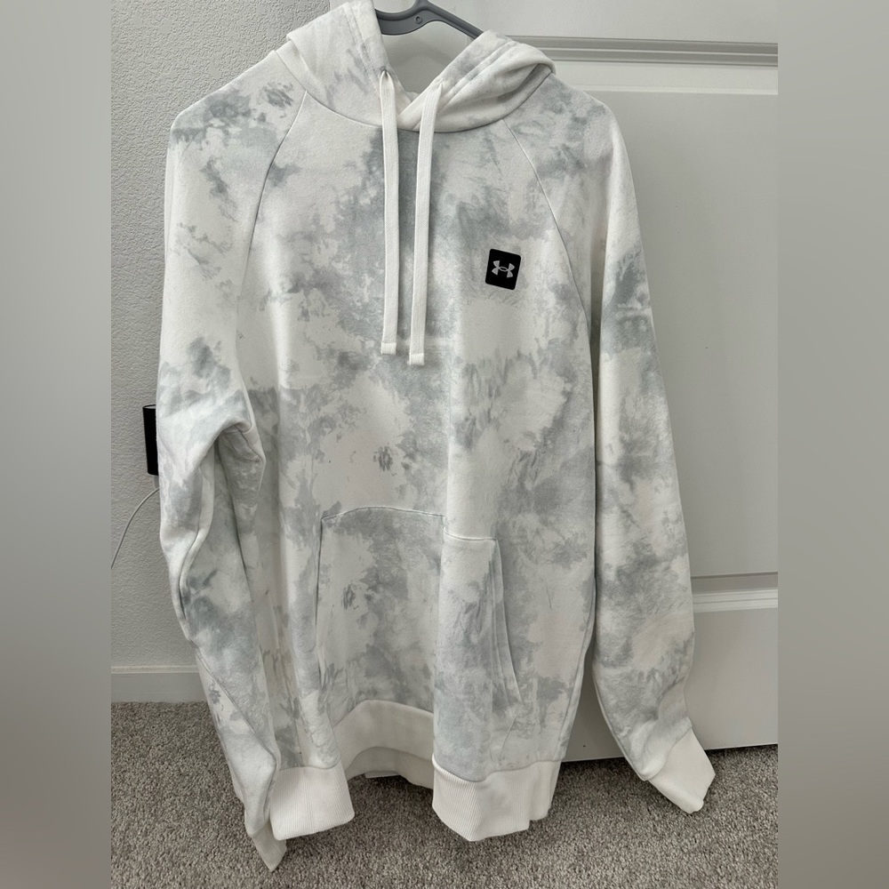 Under Armour Men's White and Gray Tie-Dye Hoodie
